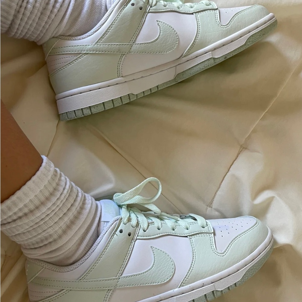 Nike Dunk Low Women’s Next Nature Mint